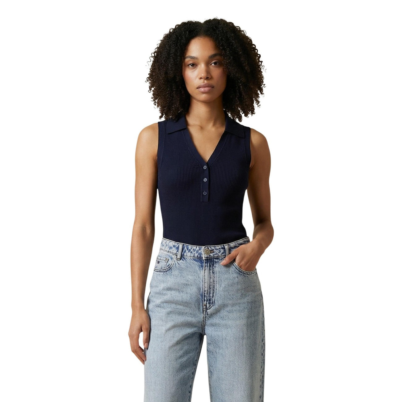 Jacqueline De Yong Canotta Donna